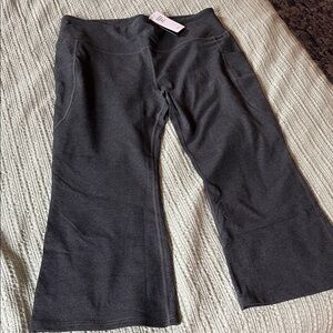 Baleaf Women's Charcoal Wide-Leg cropped leggings